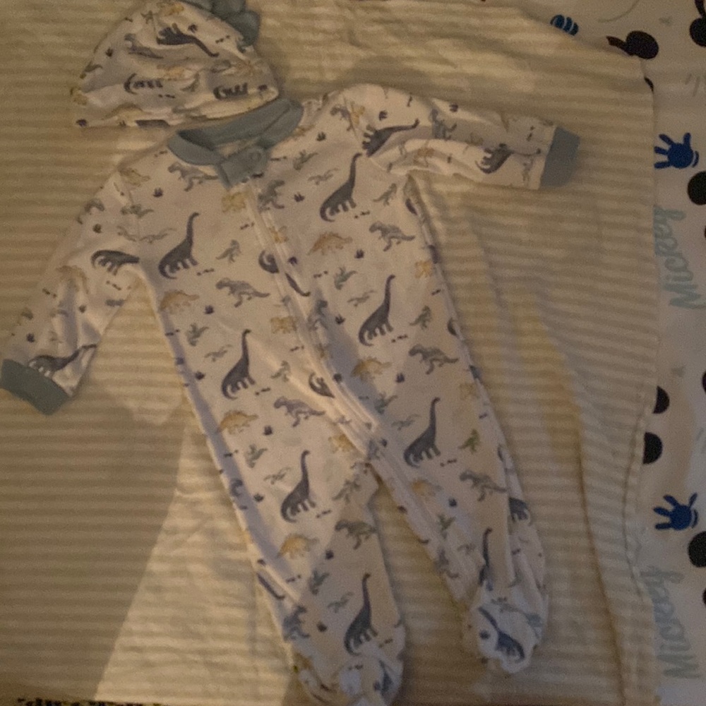 Baby boy pajamas set. Dinosaur.